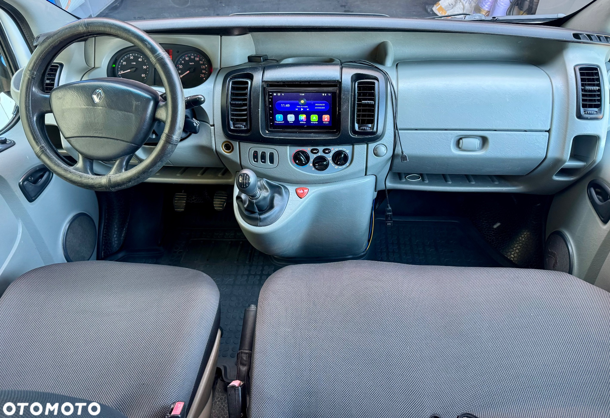 Renault TRAFIC - 13