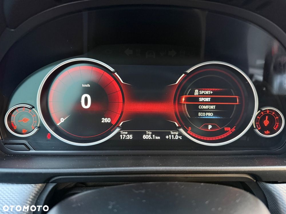 BMW Seria 5 525d xDrive - 20