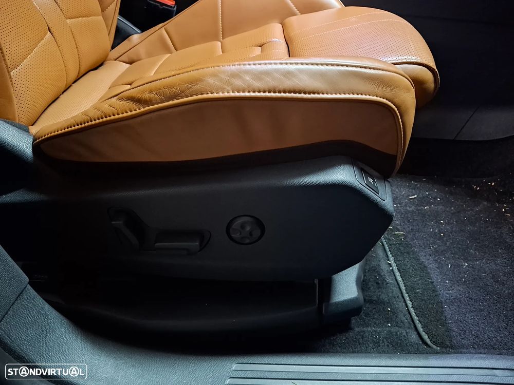 DS DS7 Crossback - 10