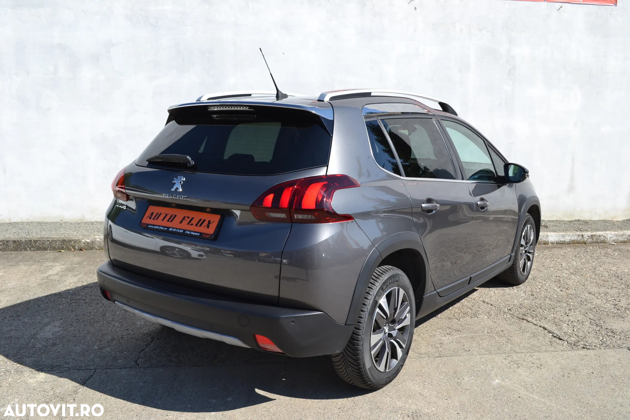 Peugeot 2008 PureTech 130 Stop&Start EAT6 Allure - 6