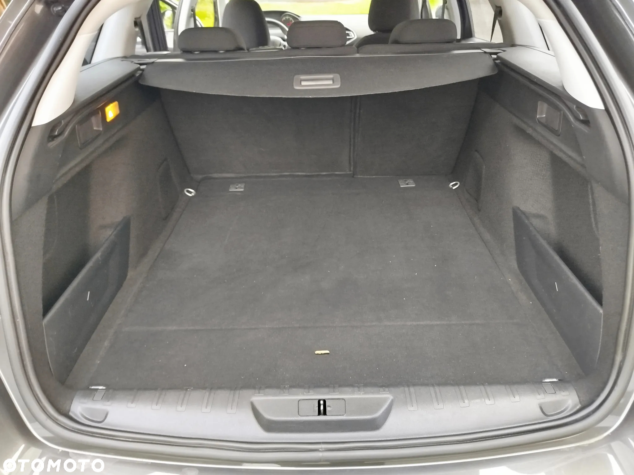 Peugeot 308 SW 1.5 BlueHDi Active S&S - 27