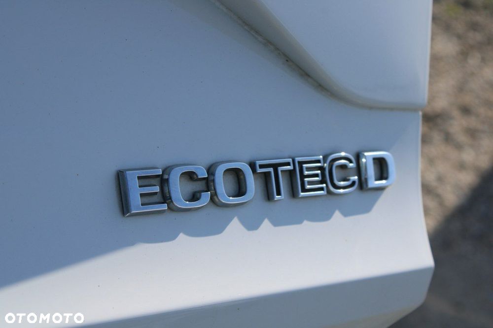 Opel Crossland X - 15