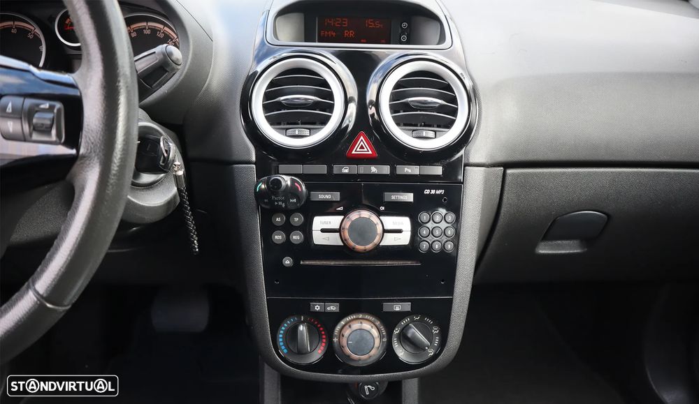 Opel Corsa 1.2 Cosmo 111 Easytronic - 18