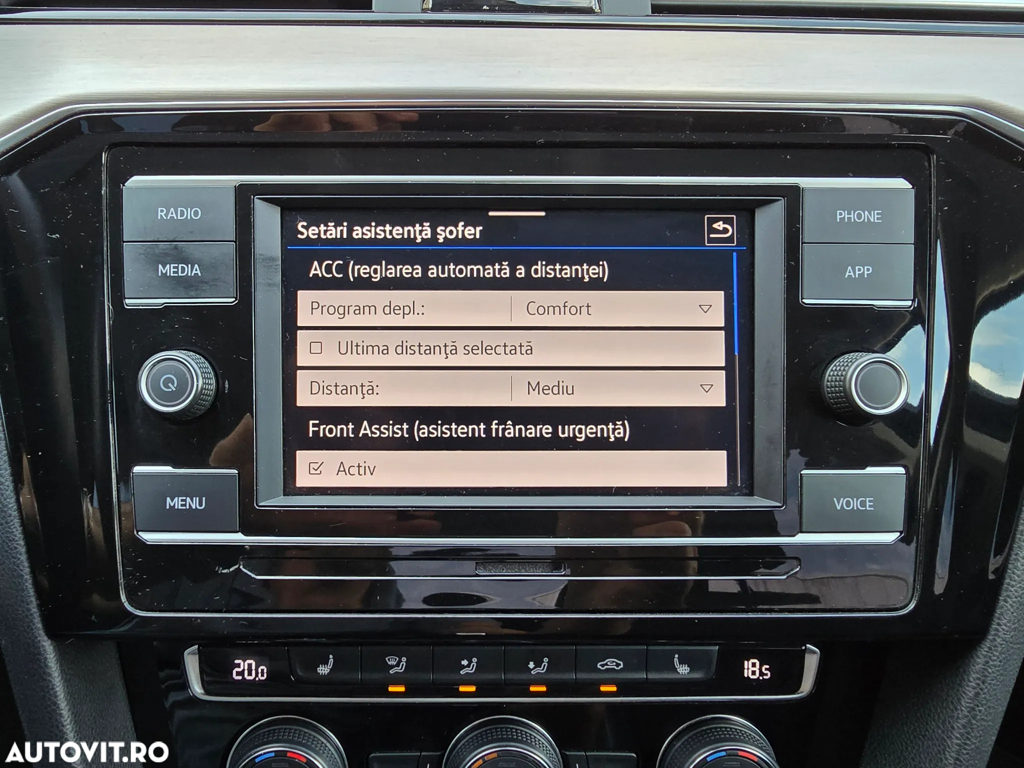 Volkswagen Passat 2.0 TDI DSG Highline - 30