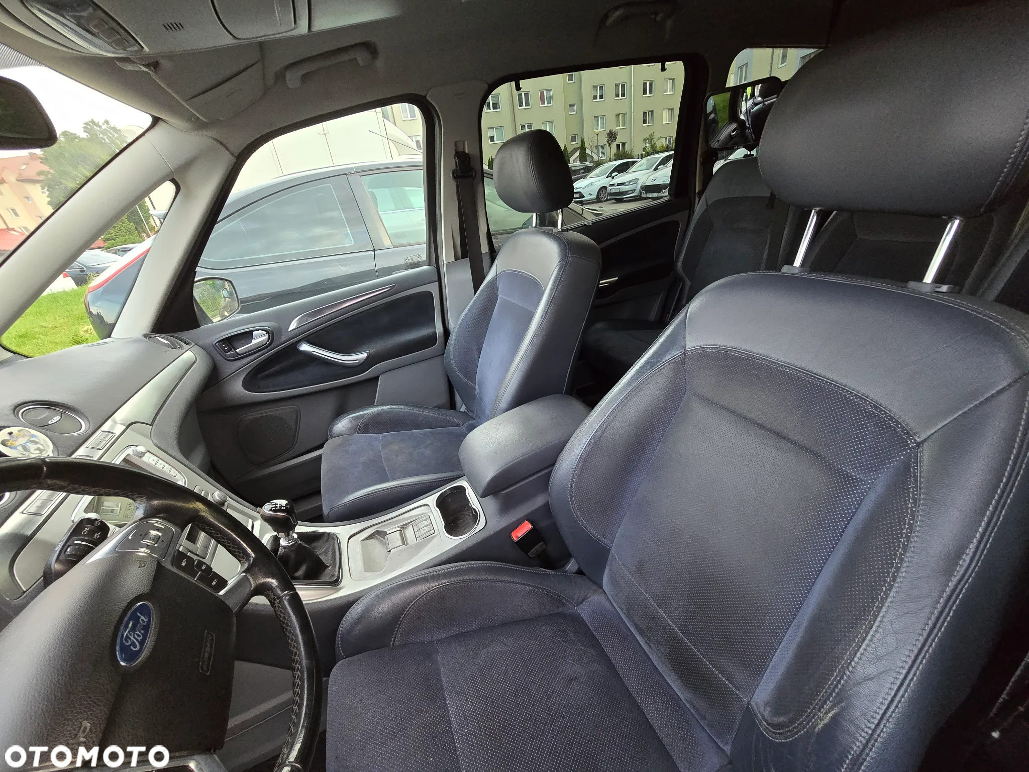 Ford Galaxy - 13