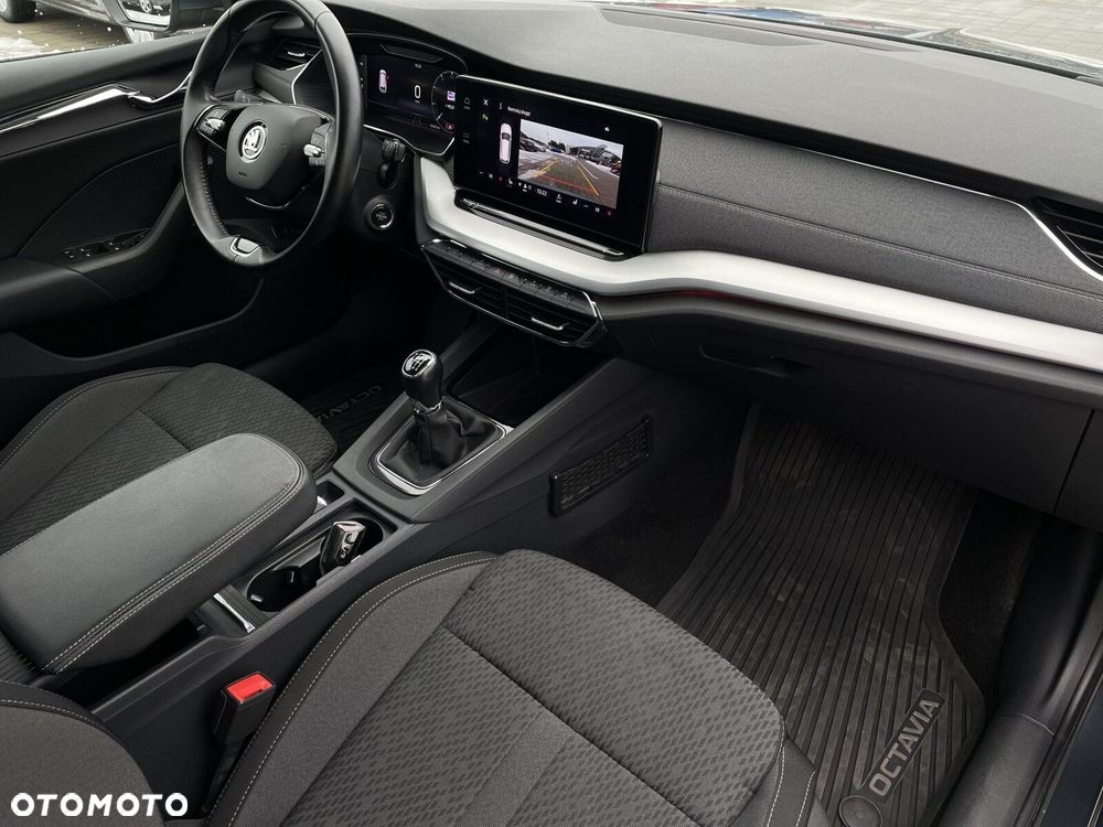 Skoda Octavia 2.0 TDI Style - 8