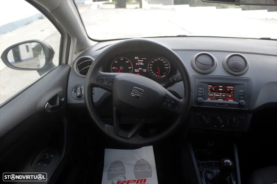 SEAT Ibiza 1.4 TDI Style — fotografia 2