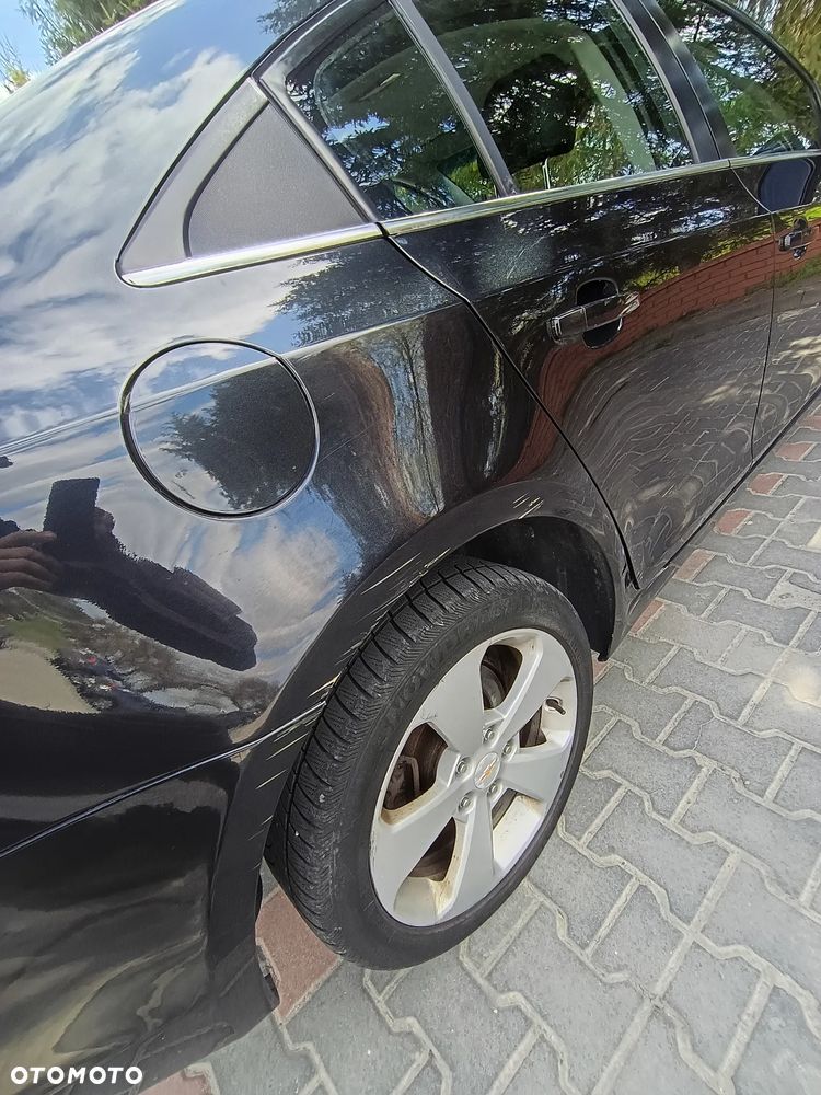 Chevrolet Cruze - 18