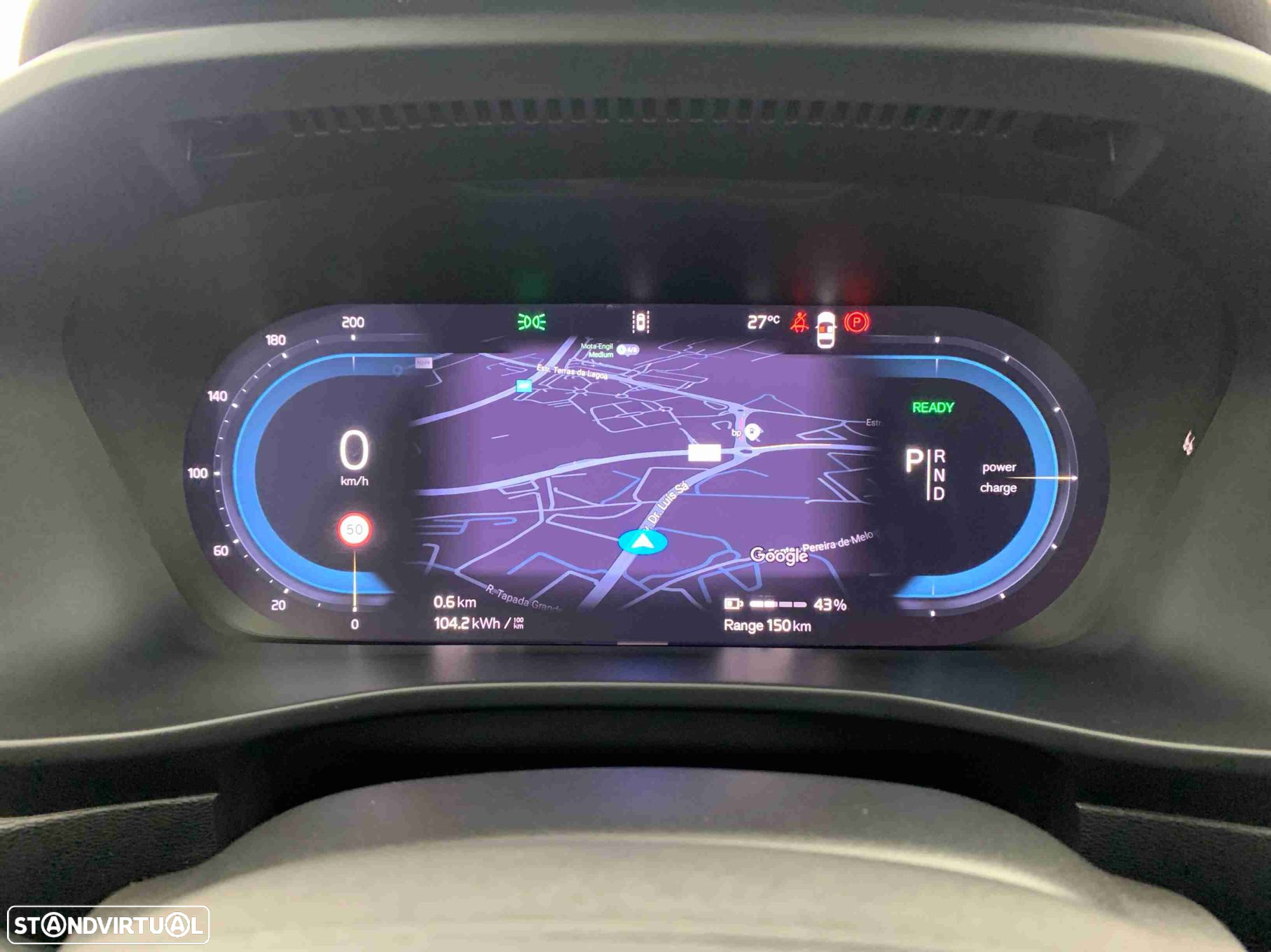 Volvo C40 Recharge Plus - 8