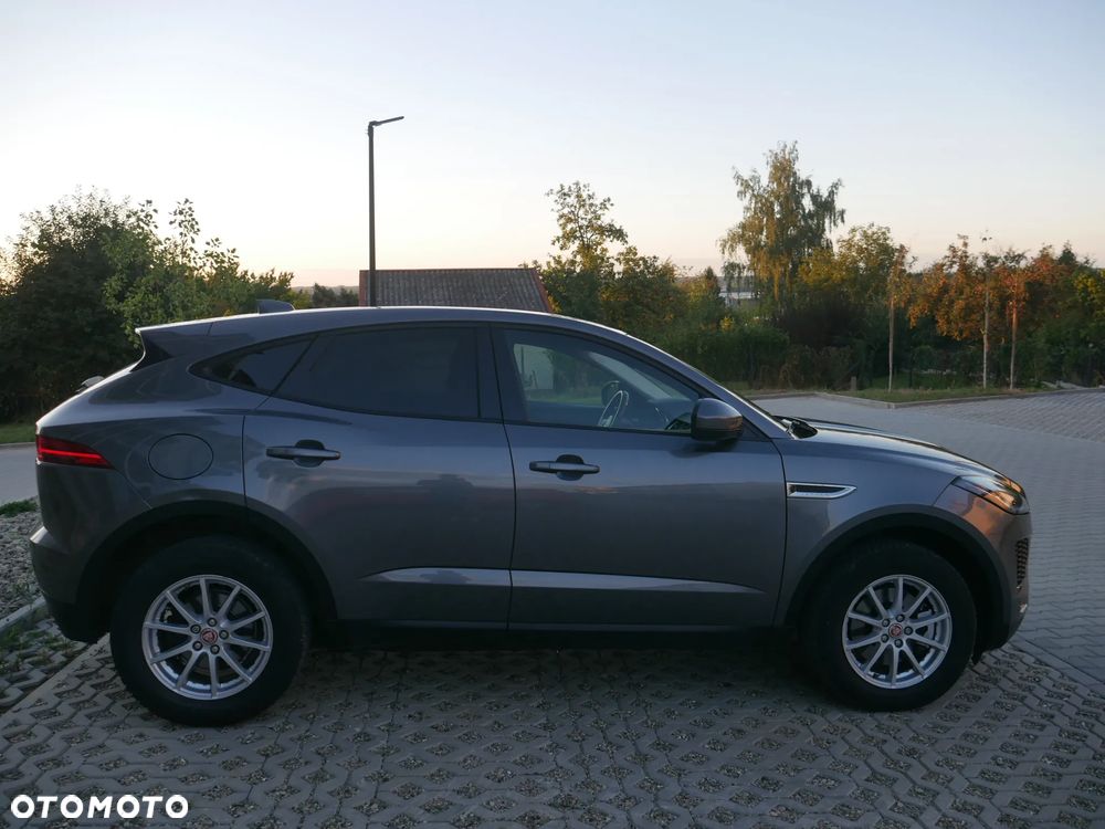 Jaguar E-Pace 2.0 i4D AWD SE - 6