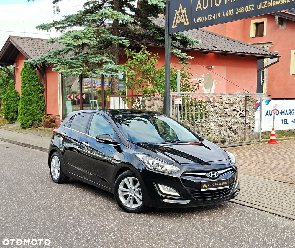 Hyundai i30 blue 1.6 CRDi Style - 8