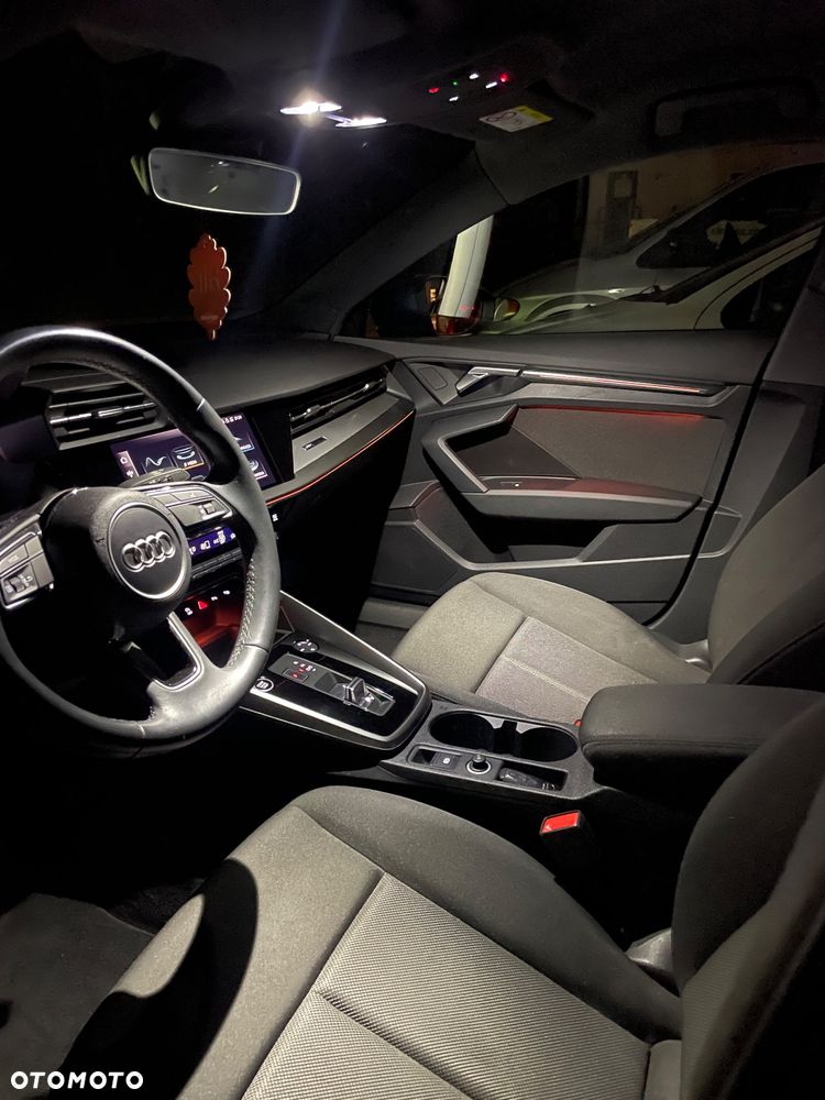 Audi A3 Limousine 1.5 TFSI S tronic - 22