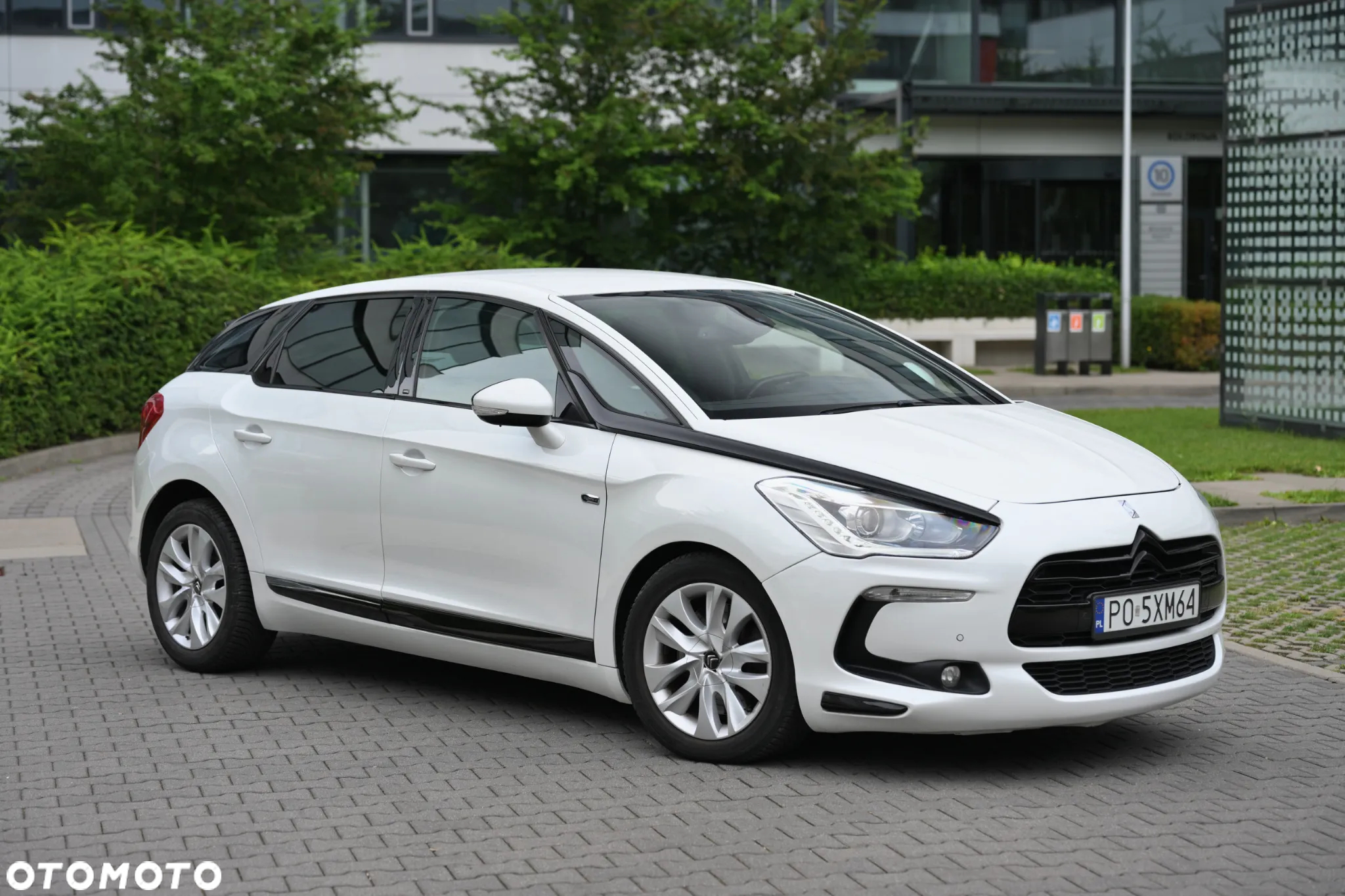 Citroën DS5 2.0 HDi Hybrid4 SoChic MCP - 19