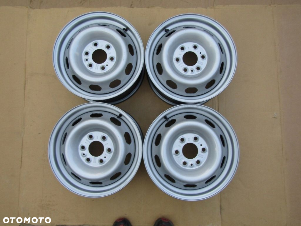 4x NOWE Felgi 16 Iveco Daily 6,5j 6x125 ET68 / 35S 29L / oryginał - 17