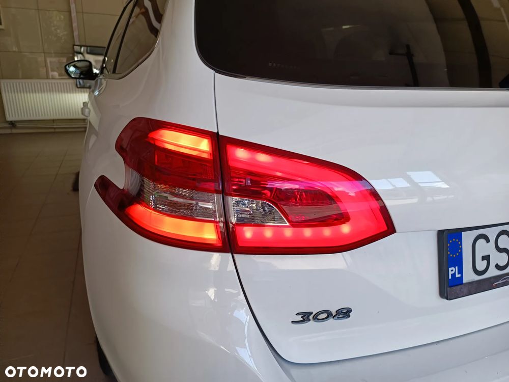 Peugeot 308 130 e-THP Stop & Start Allure - 7