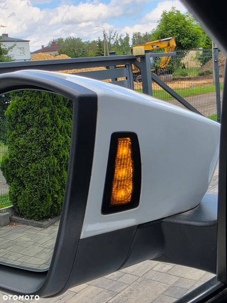 Skoda Octavia 2.0 TDI Style DSG - 23
