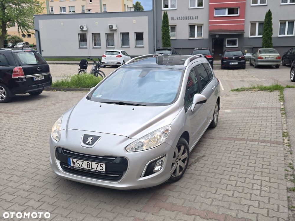 Peugeot 308 - 1