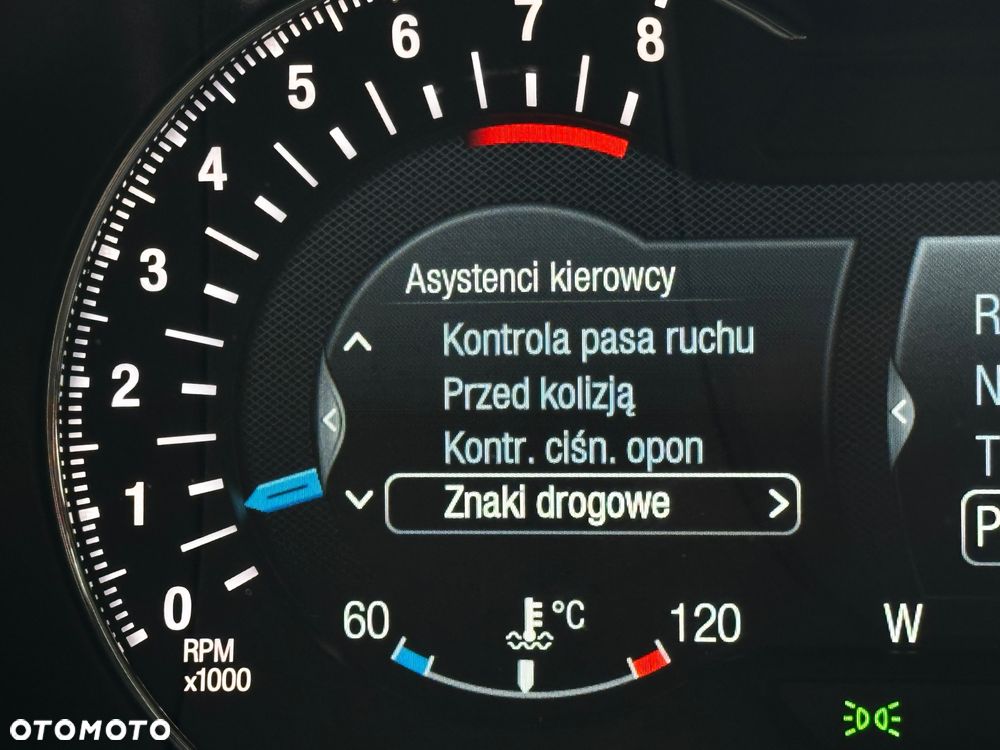 Ford Mondeo Vignale 2.0 EcoBoost - 26