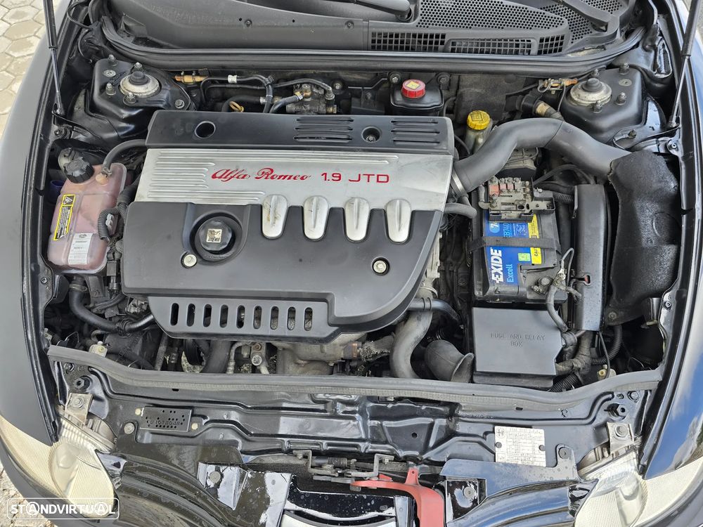 Alfa Romeo 147 1.9 JTD Plus - 38