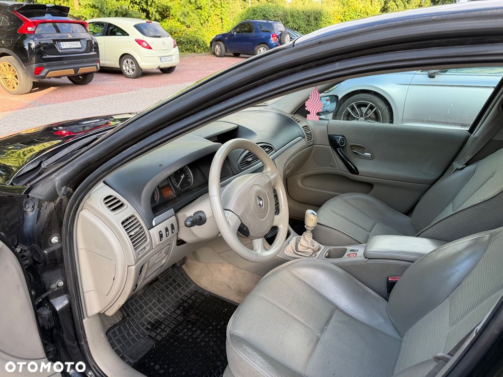 Renault Laguna 2.0T Dynamique - 9