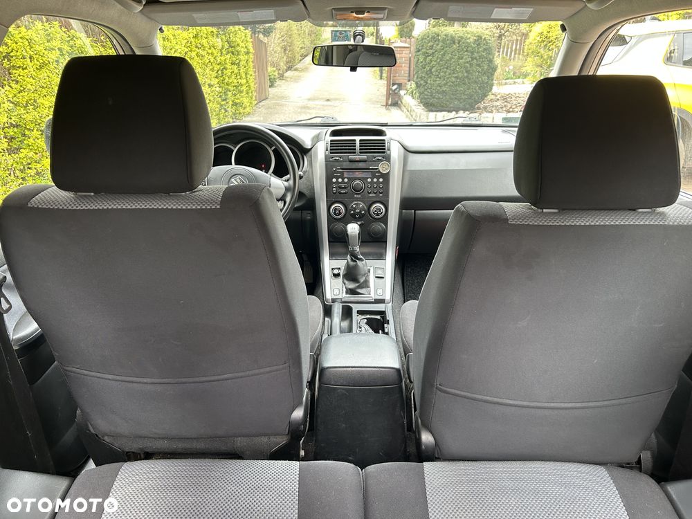 Suzuki Grand Vitara 1.6 - 10