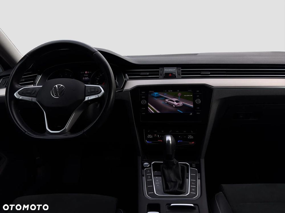 Volkswagen Passat 2.0 TSI Elegance DSG - 14