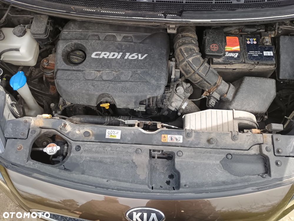 Kia Carens 1.7 CRDi XL 7os - 5