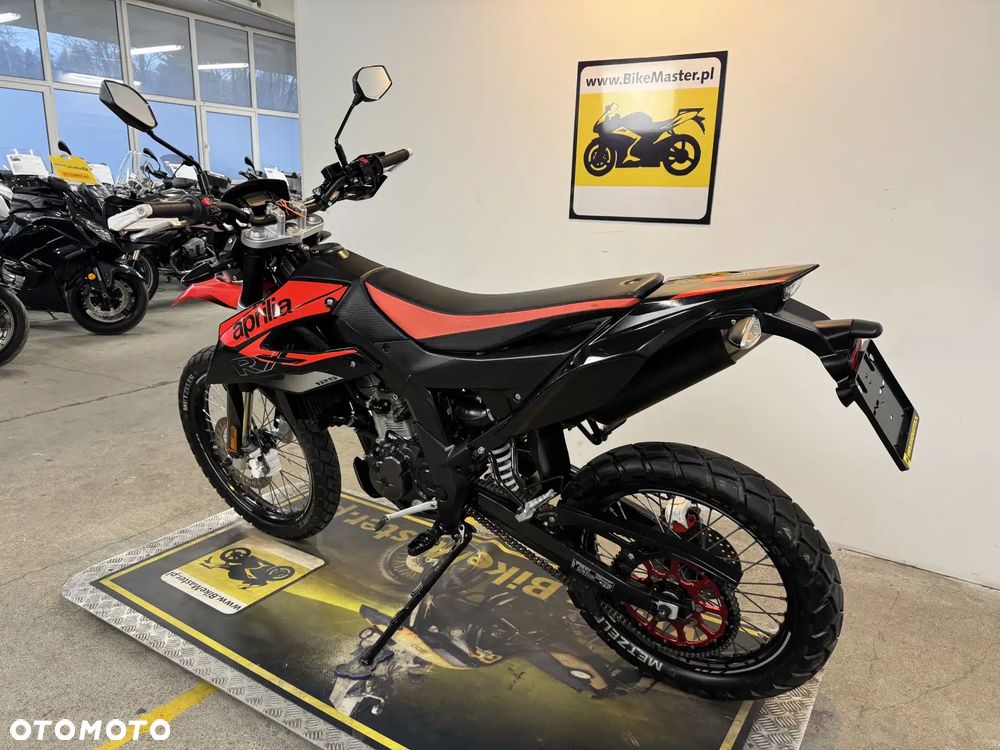 Aprilia RX - 6