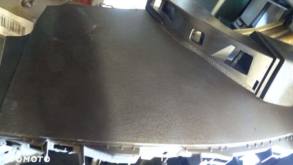 DESKA ROZDZIELCZA PEUGEOT 207 1.6HDI - 4