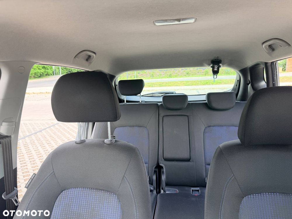 Hyundai ix20 1.4 Comfort - 24