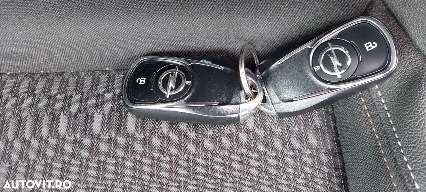 Opel Insignia - 26