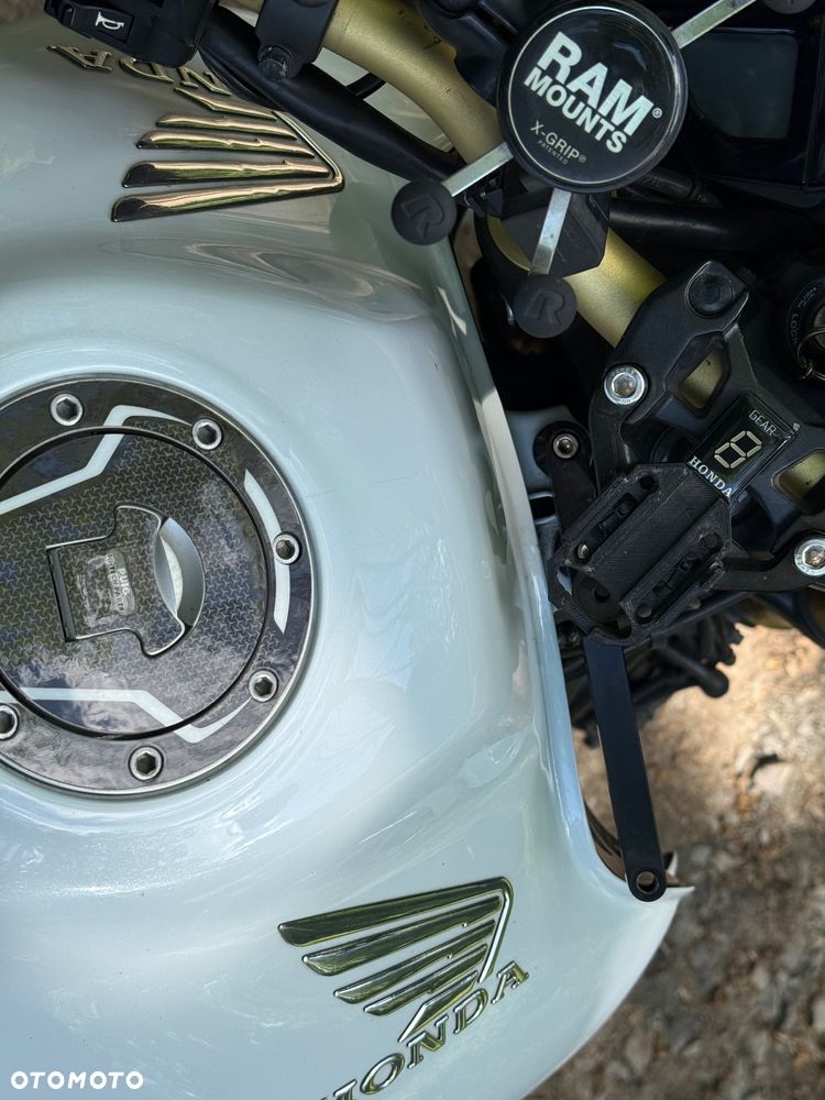 Honda CB - 36