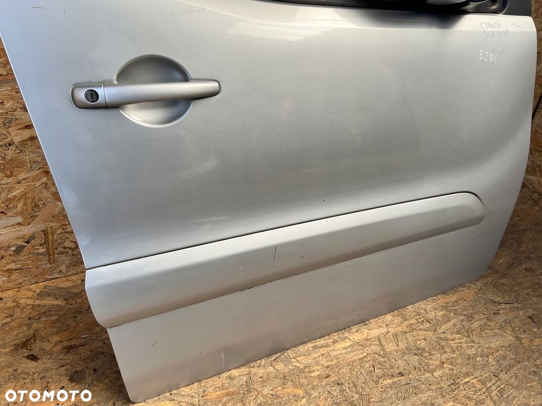 Drzwi PRZEDNIE PRAWE prawy przód CITROEN BERLINGO 2 II Lakier: EZRC - 6