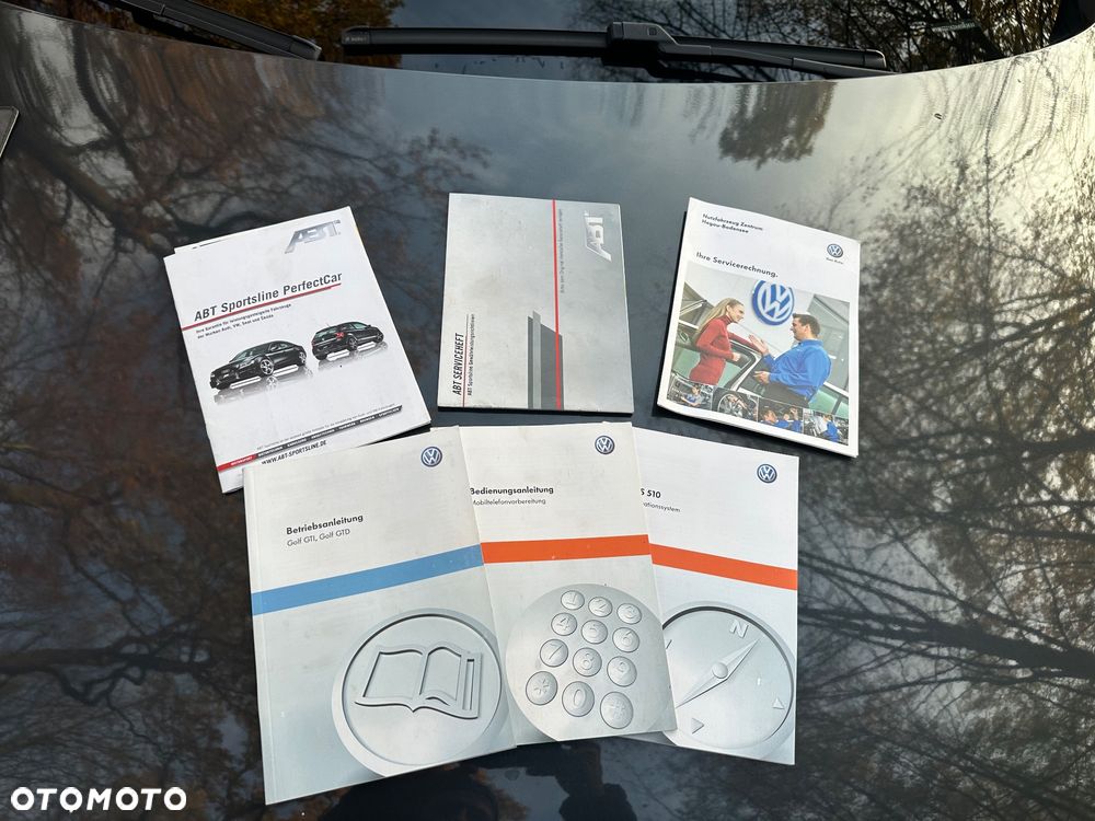 Volkswagen Golf - 25