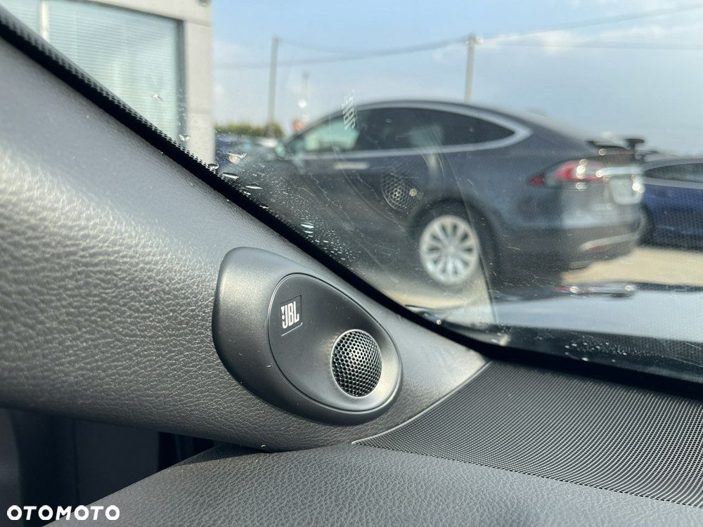 Toyota Camry 2.5 Hybrid Dynamic Force Prestige e-CVT - 11