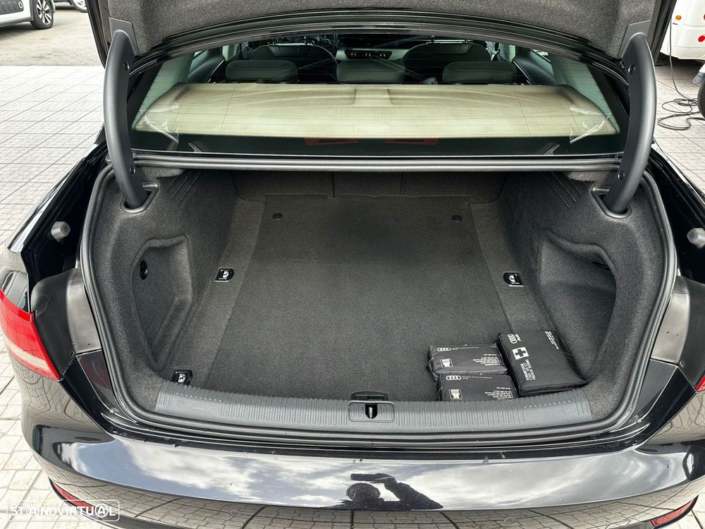 Audi A4 2.0 TDI Business Line - 8