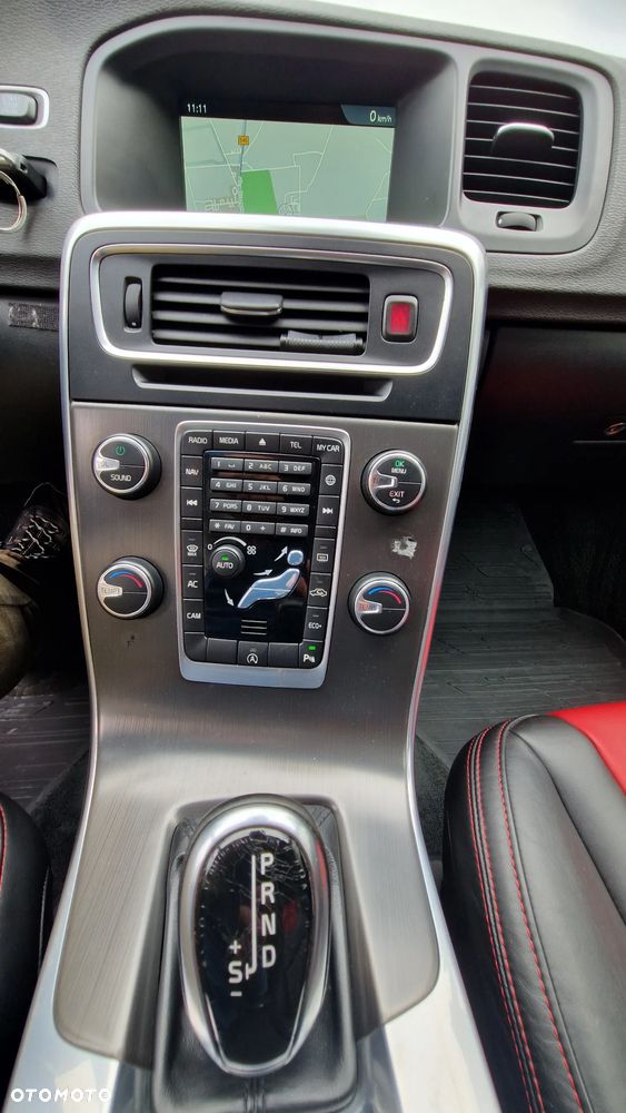 Volvo V60 D4 Drive-E Summum - 22