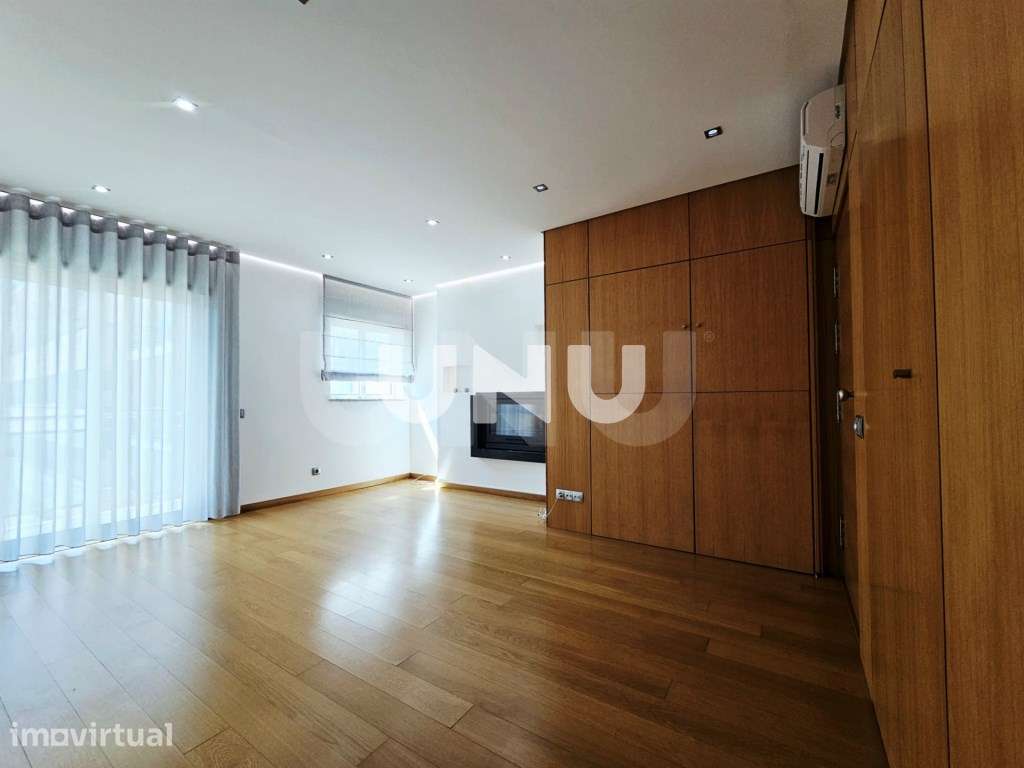 Apartamento T1+1 Duplex - No Centro da Cidade de Viseu - Grande imagem: 2/29