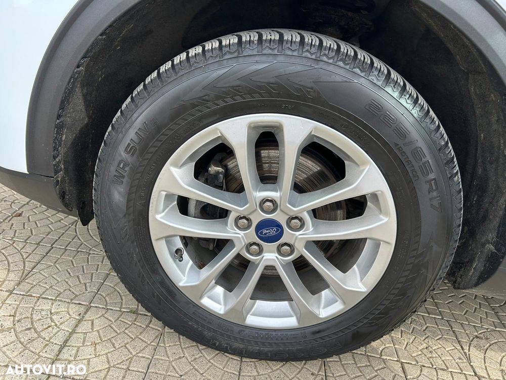 Ford Kuga 2.5 Duratec FHEV AWD Titanium - 31