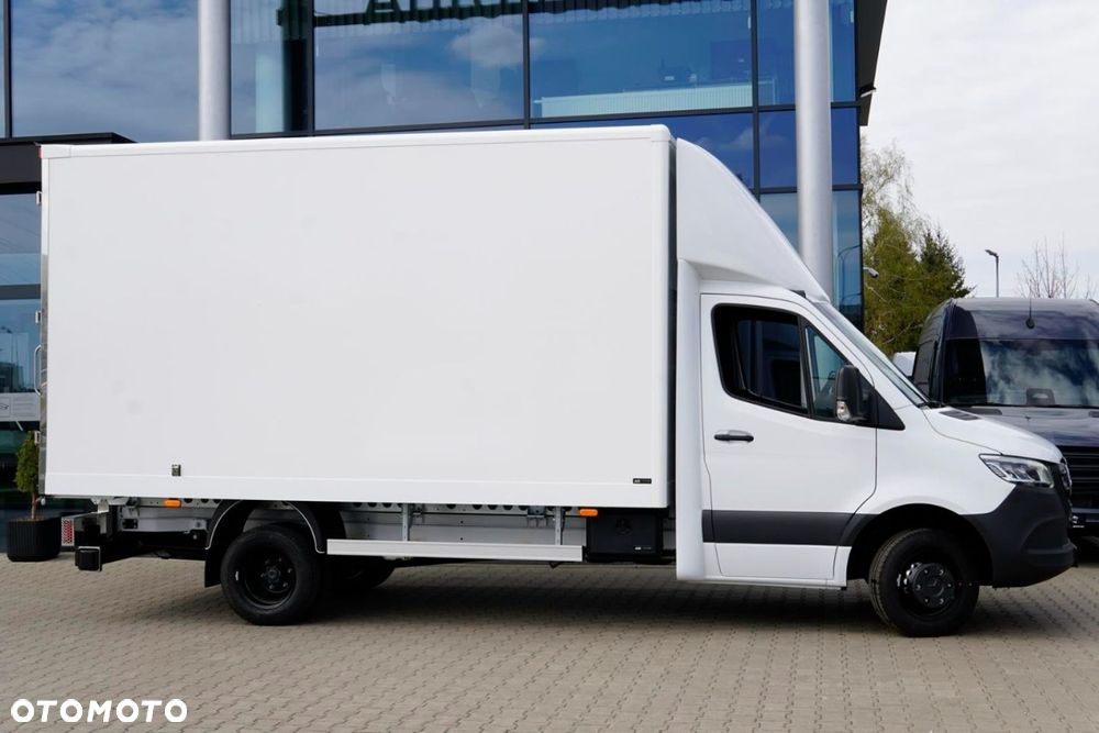 Mercedes-Benz Sprinter - 7