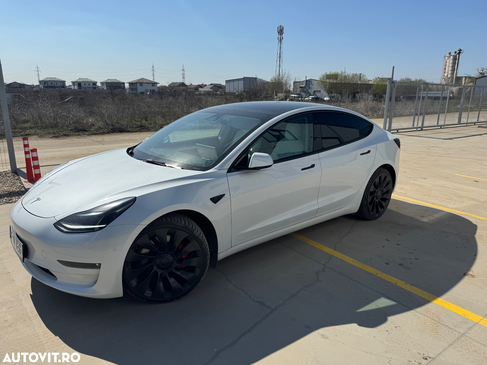 Tesla Model 3 - 9
