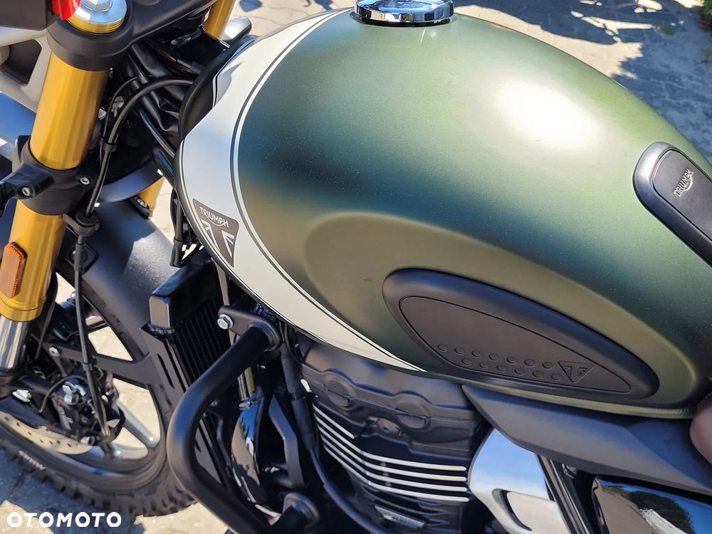 Triumph Scrambler - 16
