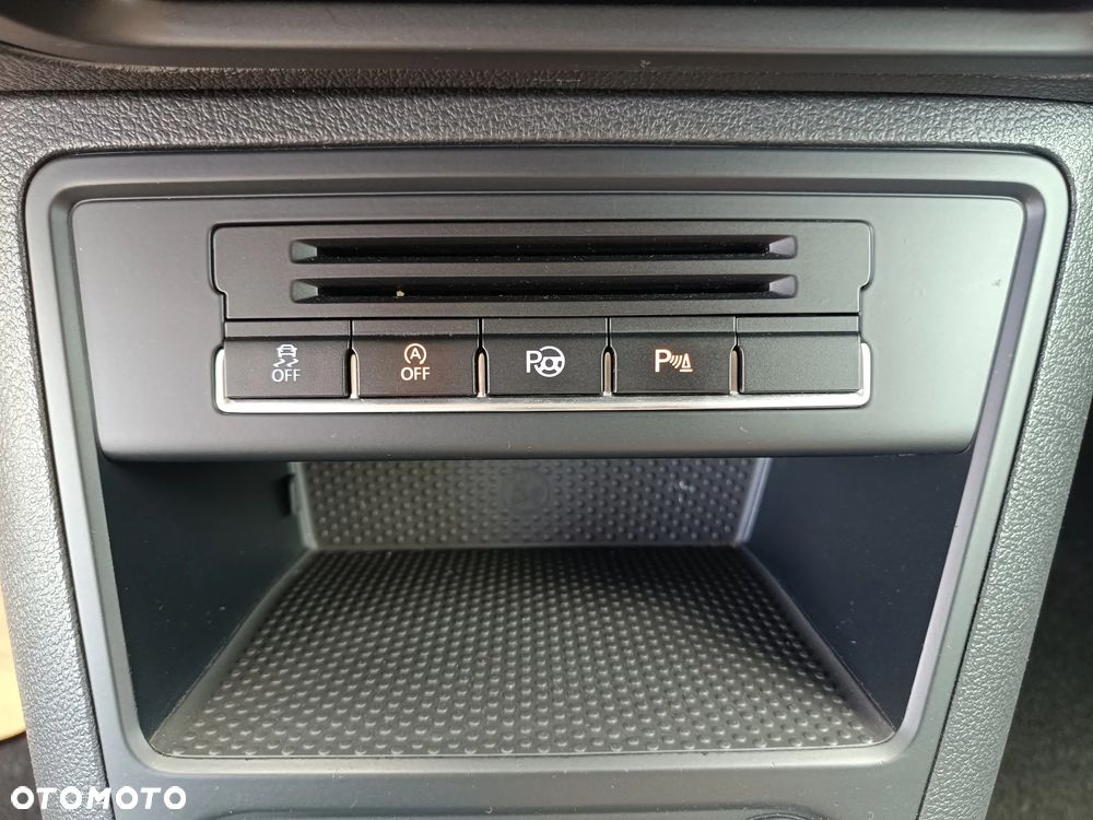 Volkswagen Tiguan 2.0 TDI DPF BlueMotion Technology Sport & Style - 25