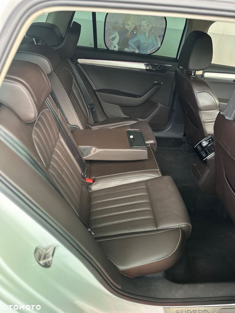 Skoda Superb 2.0 TDI SCR 4x4 L&K DSG - 28