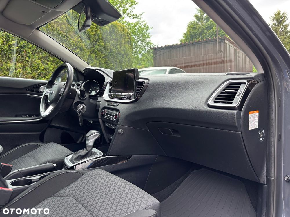 Kia Ceed 1.6 CRDi (48V Mild-Hybrid) DCT7 Platinum - 5