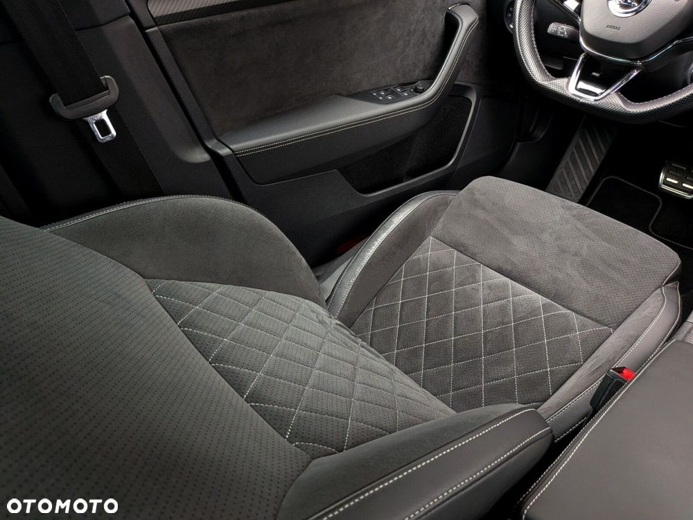 Skoda Superb 2.0 TDI SCR Sportline DSG - 12