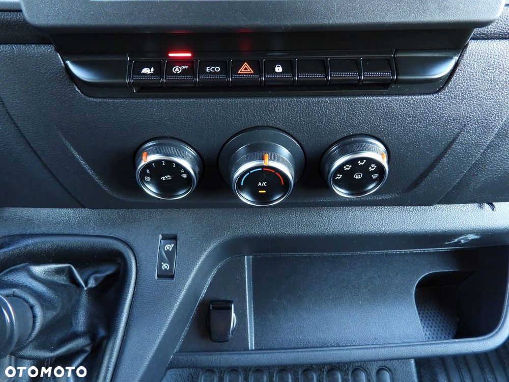 Renault MASTER PLANDEKA 10 PALET WEBASTO TEMPOMAT LEDY PNEUMATYKA KLIMATYZACJA  165KM - 34