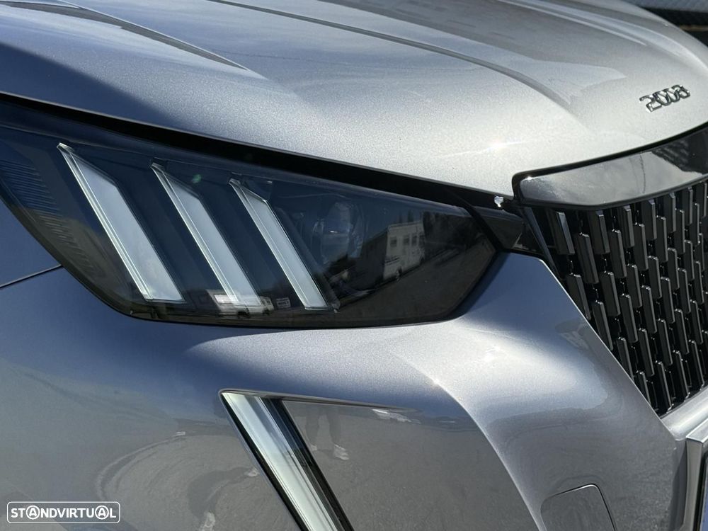 Peugeot 2008 1.2 PureTech GT EAT8 - 7