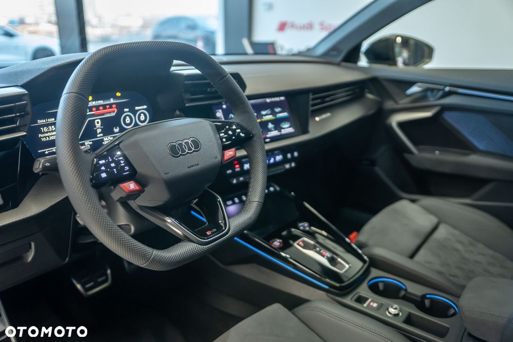 Audi RS3 Sportback - 10