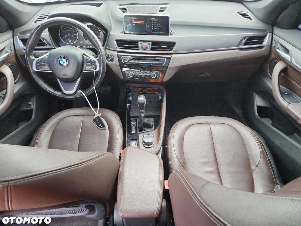 BMW X1 xDrive25i xLine sport - 7